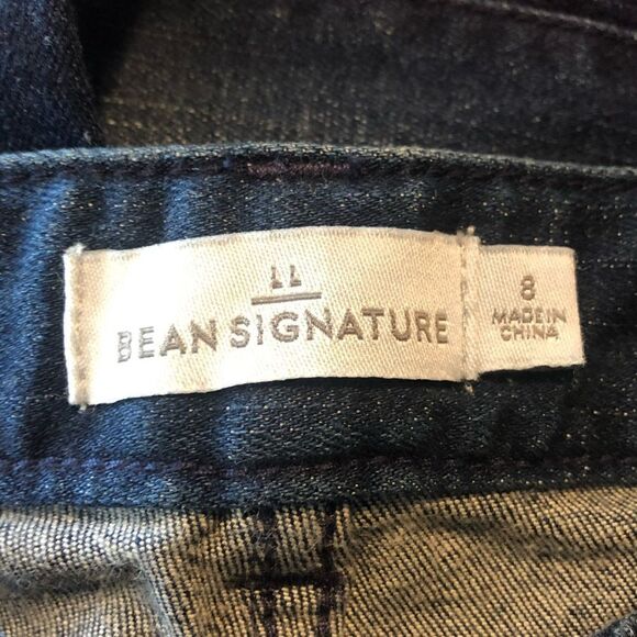 L.L.Bean signature dark wash jeans. Size 8 - Picture 5 of 10